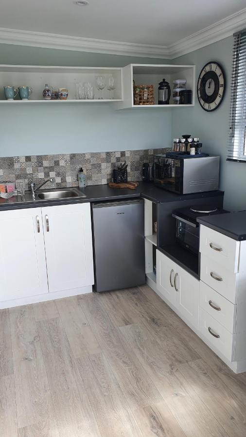 Modern Solar Powered 1 Bed Studio Apartment With Amazing Views Plettenberg Bay Eksteriør bilde